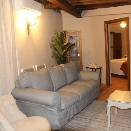טולדו Apartamentos Coliseo מראה חיצוני תמונה
